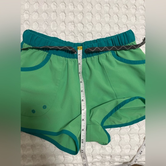 Patagonia Green Teal Shorts - Picture 12 of 12